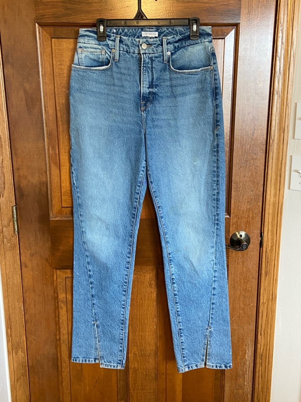 Good American "Good Boy" Twisted Slit Curvy Jeans hi rise Size 26 -27” x 33”
